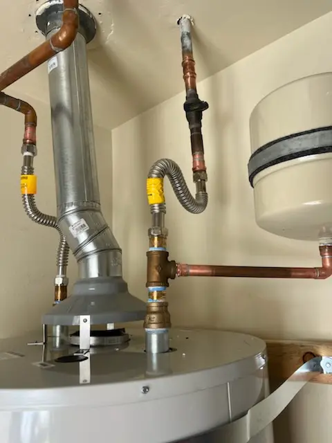 Water heater installation and plumbing repair in North DeKalb